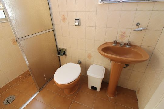 Banheiro de casa para alugar com 3 quartos, 150m² em Vila Sao Geraldo, São Paulo
