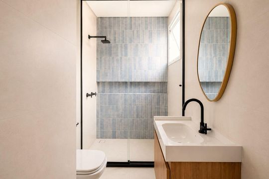 Banheiro de apartamento à venda com 2 quartos, 50m² em Ipanema, Rio de Janeiro
