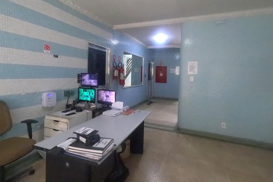 Área Comum - Entrada do Bloco de apartamento para alugar com 1 quarto, 30m² em Embaré, Santos