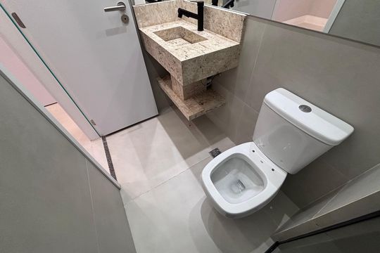 Banheiro do Quarto 1 de apartamento para alugar com 3 quartos, 72m² em Barra Olímpica, Rio de Janeiro