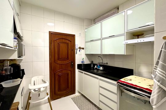 Apartamento à venda com 2 quartos, 79m² em Copacabana, Rio de Janeiro