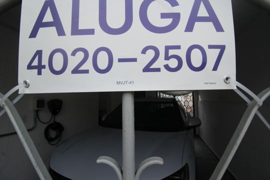 Plaquinha instalada dia 26 de agosto de 2026 código da plaquinha: MVJT-41 de casa para alugar com 1 quarto, 71m² em Vila Mangalot, São Paulo