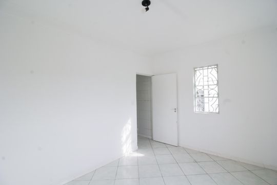Quarto de casa para alugar com 1 quarto, 71m² em Vila Mangalot, São Paulo