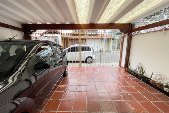 Garagem de casa à venda com 4 quartos, 132m² em Jardim Esmeralda, São Paulo