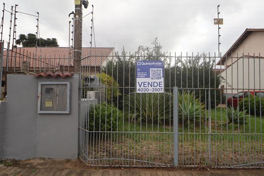 Placa de casa para alugar com 4 quartos, 120m² em Igara, Canoas