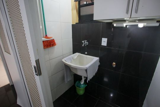 Área de Serviço de apartamento para alugar com 2 quartos, 120m² em Taquara, Rio de Janeiro