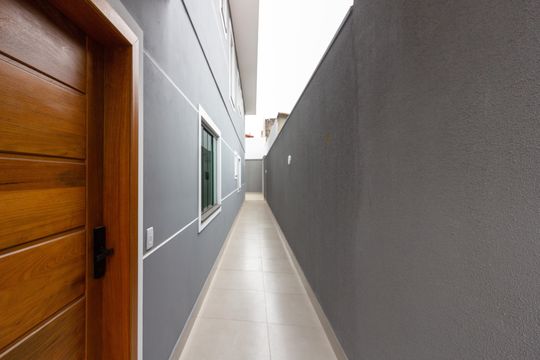 Corredor externo de casa à venda com 3 quartos, 150m² em Jardim Bom Clima, Guarulhos