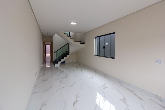 Casa à venda com 3 quartos, 150m² em Jardim Bom Clima, Guarulhos