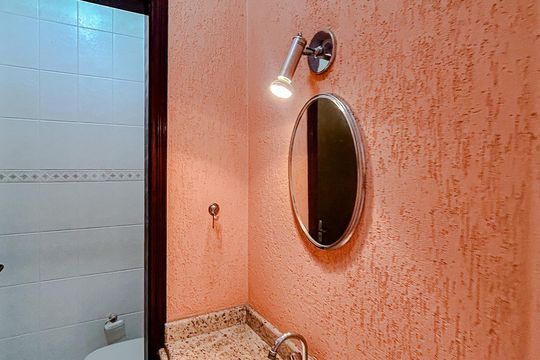 Lavabo de casa para alugar com 3 quartos, 158m² em Penha de França, São Paulo