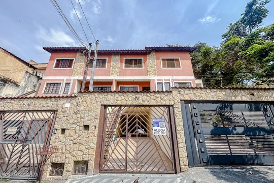 Fachada com Plaquinha de casa para alugar com 3 quartos, 158m² em Penha de França, São Paulo
