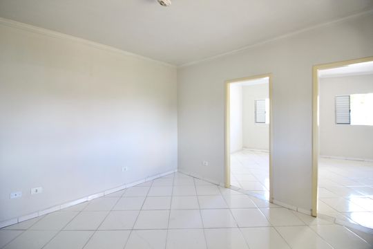 Casa para alugar com 2 quartos, 50m² em Jardim Fanganiello, Ferraz de Vasconcelos