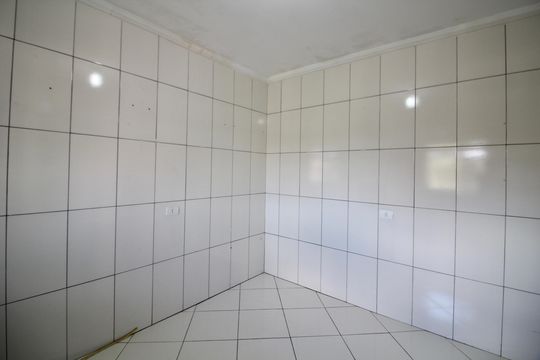 Cozinha de casa para alugar com 2 quartos, 50m² em Jardim Fanganiello, Ferraz de Vasconcelos