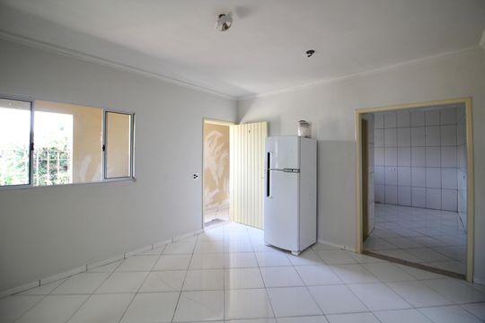 Sala de casa para alugar com 2 quartos, 50m² em Jardim Fanganiello, Ferraz de Vasconcelos