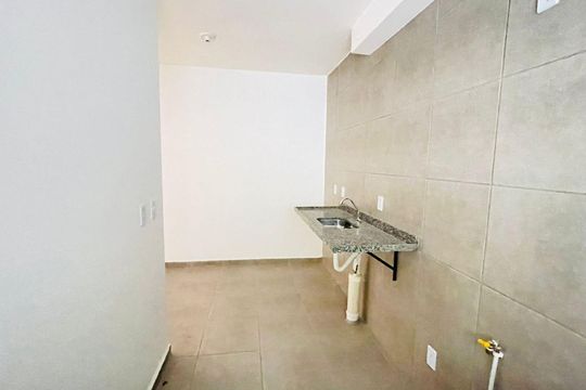 Cozinha e Área de Serviço de apartamento para alugar com 2 quartos, 45m² em Jardim Sao Luiz, Embu das Artes