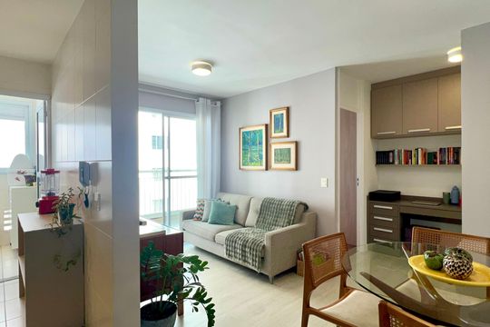 Apartamento à venda com 2 quartos, 60m² em Alto de Pinheiros, São Paulo