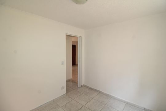 Quarto 2 de apartamento para alugar com 2 quartos, 55m² em Brasilândia, São Paulo