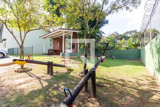 Área comum de casa de condomínio à venda com 2 quartos, 65m² em Santa Maria, Osasco