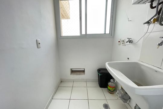 Área de Serviço de apartamento para alugar com 2 quartos, 55m² em Vila Butantã, São Paulo