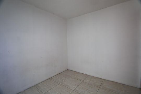 Quarto 1 de apartamento para alugar com 2 quartos, 44m² em São José, Canoas