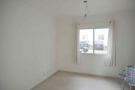 Sala de Estar de casa de condomínio à venda com 2 quartos, 60m² em Jardim California, Barueri