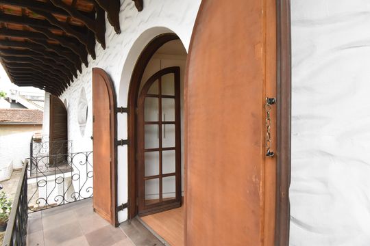 Sacada da Suíte 2 de casa para alugar com 5 quartos, 650m² em Jardim Social, Curitiba