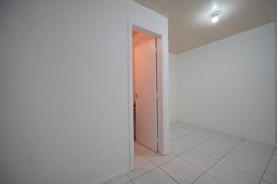 Cozinha de casa para alugar com 1 quarto, 80m² em Ceniro Martins, São José