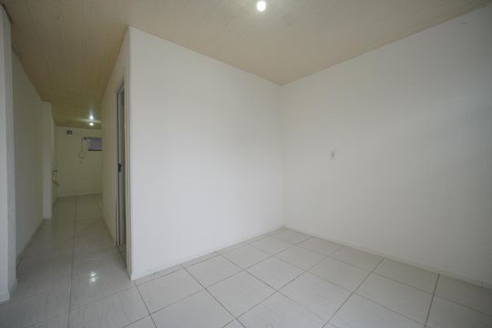 Casa para alugar com 1 quarto, 80m² em Ceniro Martins, São José