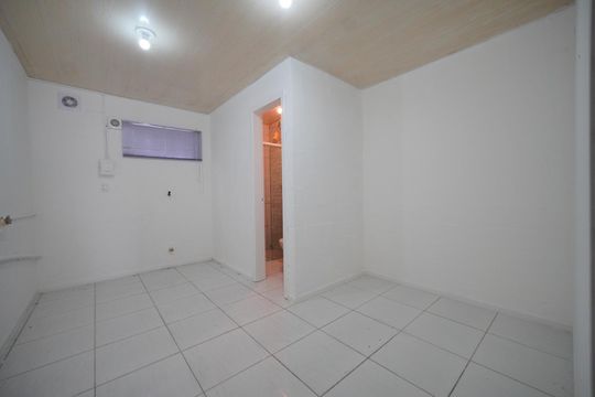 Cozinha de casa para alugar com 1 quarto, 80m² em Ceniro Martins, São José