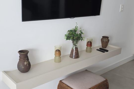Sala/Quarto de apartamento para alugar com 2 quartos, 42m² em Saco Grande, Florianópolis