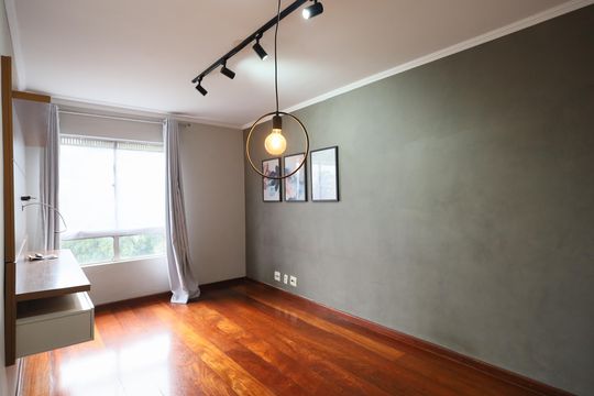 Sala de apartamento à venda com 2 quartos, 55m² em Cidade São Francisco, São Paulo