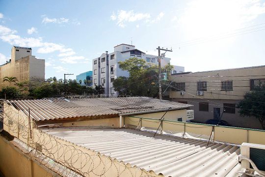Sala Vista de apartamento para alugar com 1 quarto, 50m² em Santana, Porto Alegre