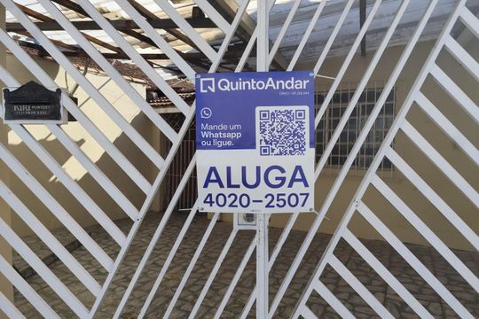 Plaquinha de casa para alugar com 1 quarto, 48m² em Santo Amaro, São Paulo