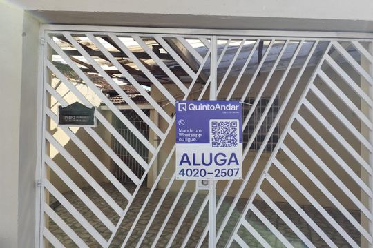 Placa de casa para alugar com 1 quarto, 48m² em Santo Amaro, São Paulo