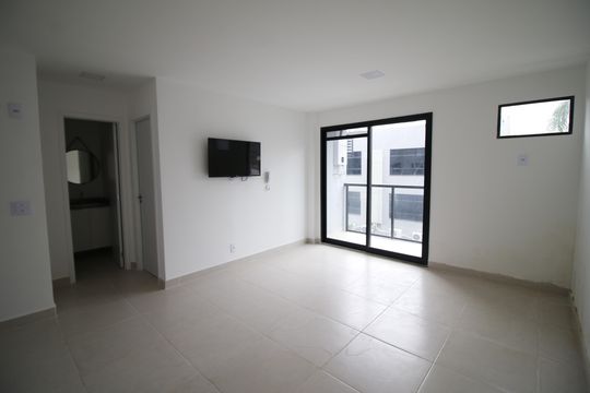 Apartamento para alugar com 1 quarto, 40m² em Taquara, Rio de Janeiro