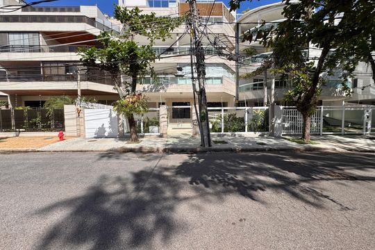 Fachada de apartamento à venda com 4 quartos, 364m² em Recreio dos Bandeirantes, Rio de Janeiro