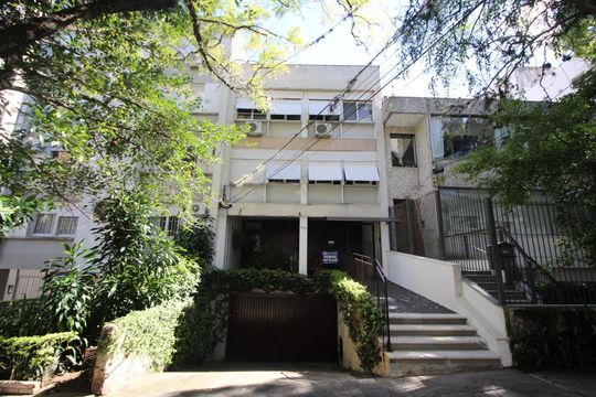 Fachada de apartamento para alugar com 1 quarto, 30m² em Petrópolis, Porto Alegre