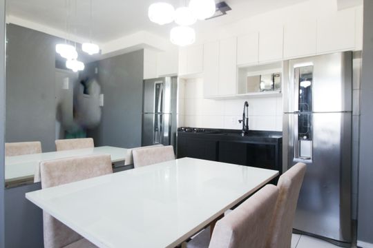 Sala de apartamento para alugar com 2 quartos, 41m² em Vila Zat, São Paulo