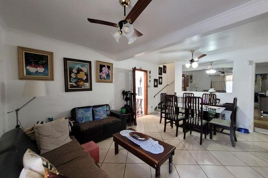Sala de casa à venda com 4 quartos, 165m² em Vila da Saúde, São Paulo