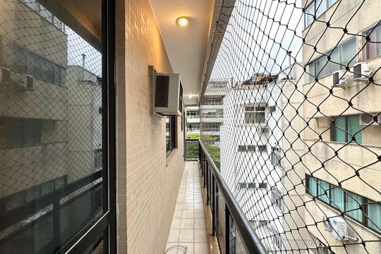 Apartamento para alugar com 3 quartos, 126m² em Humaitá, Rio de Janeiro