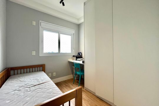 Quarto 2 de apartamento para alugar com 2 quartos, 67m² em Vila Mascote, São Paulo