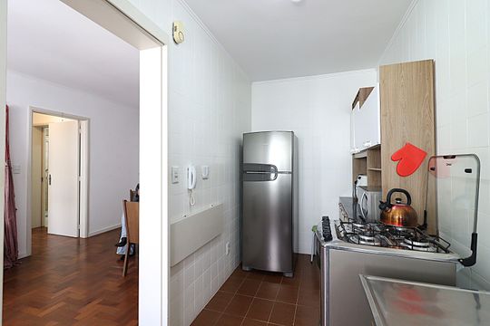 Cozinha de apartamento para alugar com 2 quartos, 66m² em Higienópolis, Porto Alegre