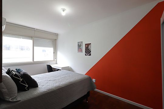 Quarto 1 de apartamento para alugar com 2 quartos, 66m² em Higienópolis, Porto Alegre
