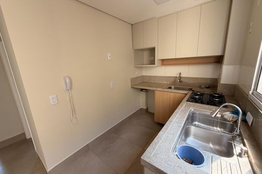 Cozinha de apartamento para alugar com 3 quartos, 46m² em Água Branca, Piracicaba