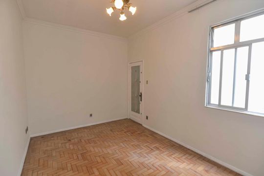 Sala de apartamento à venda com 2 quartos, 45m² em Imperial de São Cristóvão, Rio de Janeiro