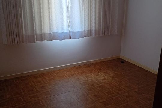 Quarto de casa à venda com 3 quartos, 168m² em Jardim Oriental, São Paulo