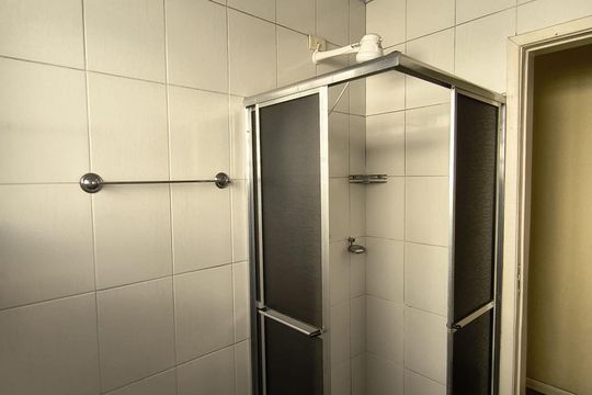 Banheiro de casa à venda com 3 quartos, 168m² em Jardim Oriental, São Paulo