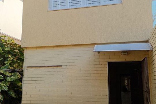 Área externa de casa à venda com 3 quartos, 168m² em Jardim Oriental, São Paulo