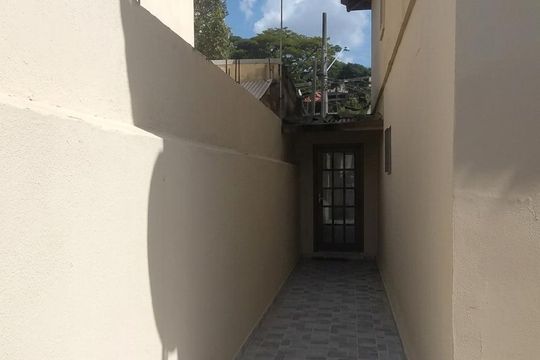 Área externa de casa para alugar com 2 quartos, 170m² em Interlagos, São Paulo