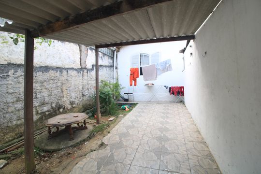 Quintal / casa 2 de casa à venda com 2 quartos, 363m² em Jardim Belcito, São Paulo