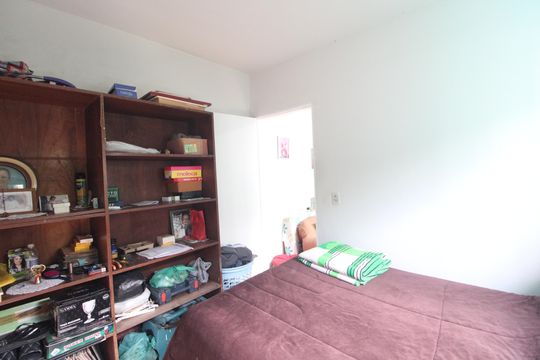 Quarto de casa à venda com 2 quartos, 363m² em Jardim Belcito, São Paulo